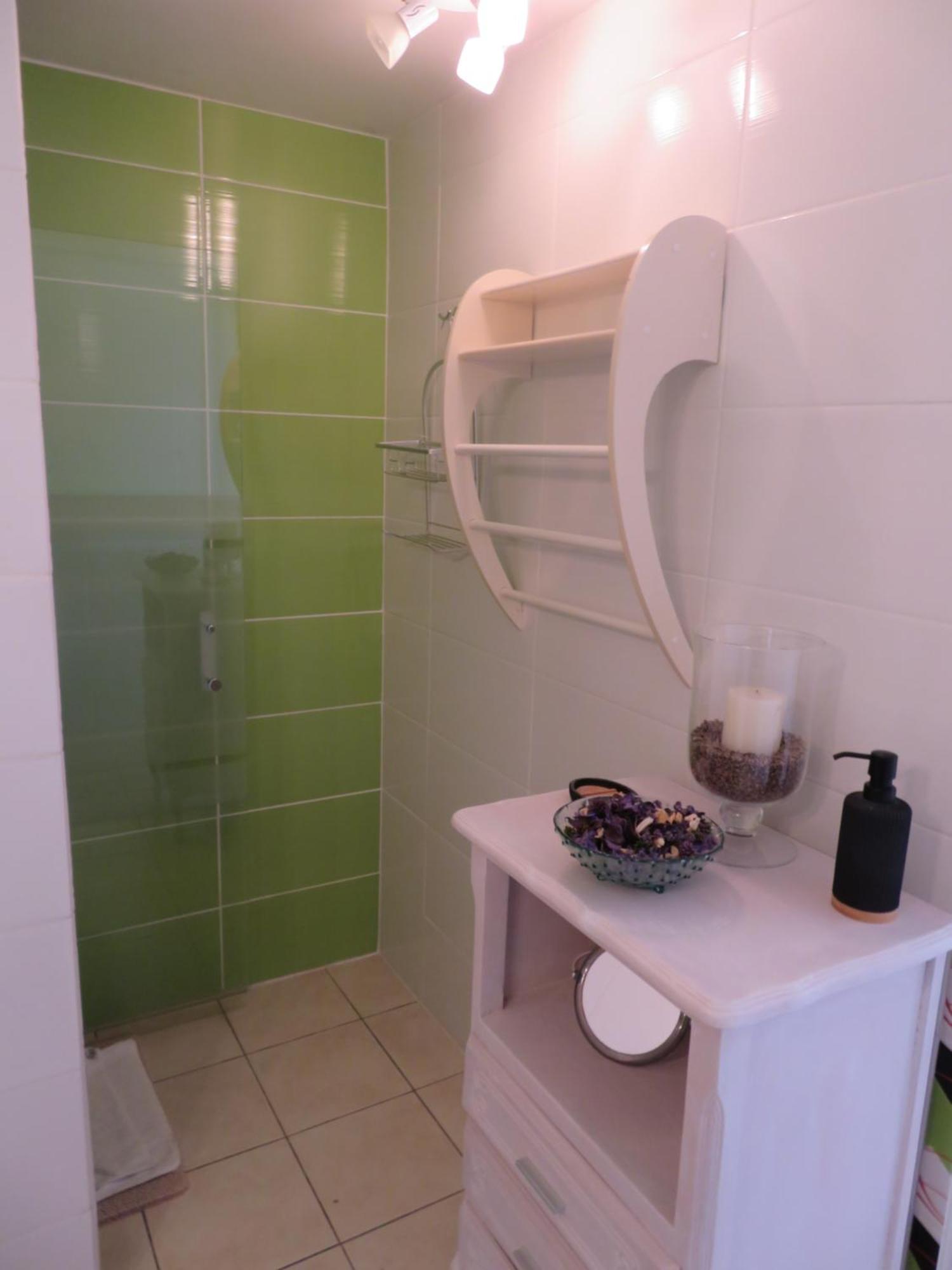 Le Colombie Gouleme Bed & Breakfast Concores Bagian luar foto